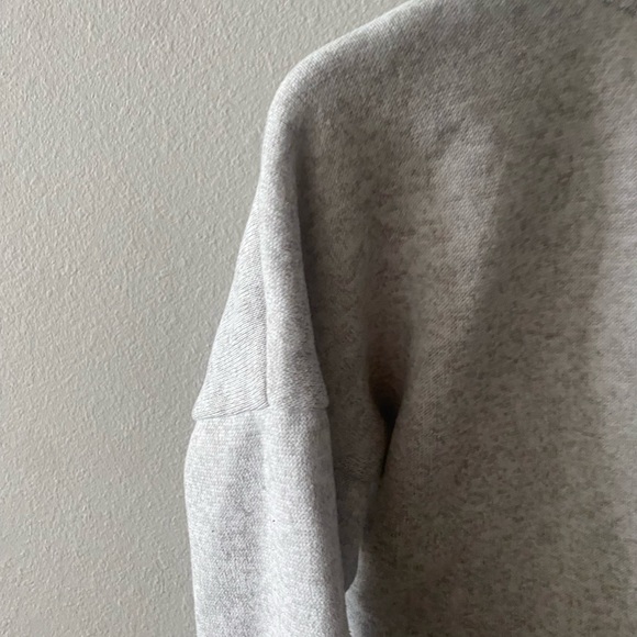 Old Navy Kid’s Pullover - Picture 5 of 7